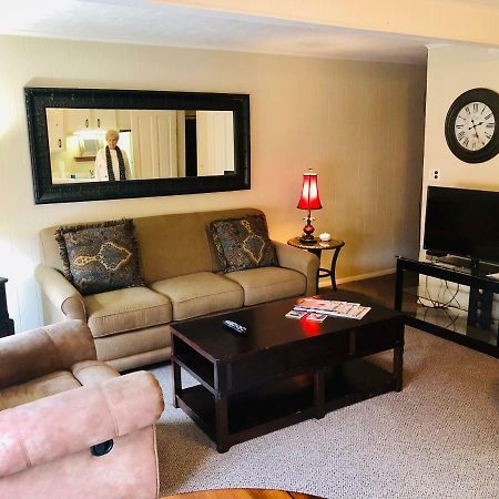 Galena Penthouse Overlooking Main Street With Free Off Street Parking Екстериор снимка